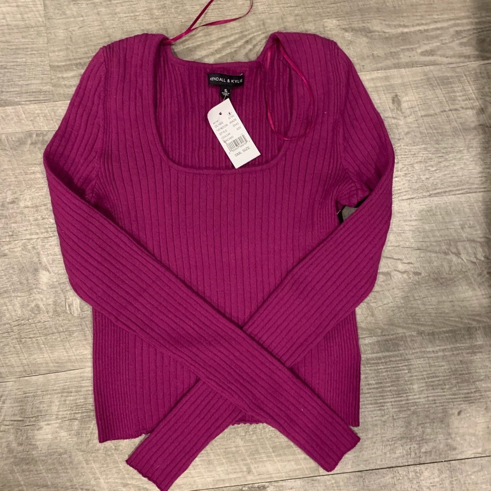 Kendall & Kylie sweater